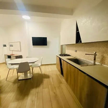 Large Garden Apartment Rome Exterior photo